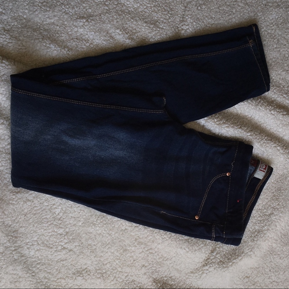 NWOT lei jeggings